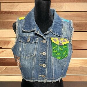HIGHWAY JEANS Upcycle Blue Front Denim Jean Vest XL Juniors Nickelodeon
